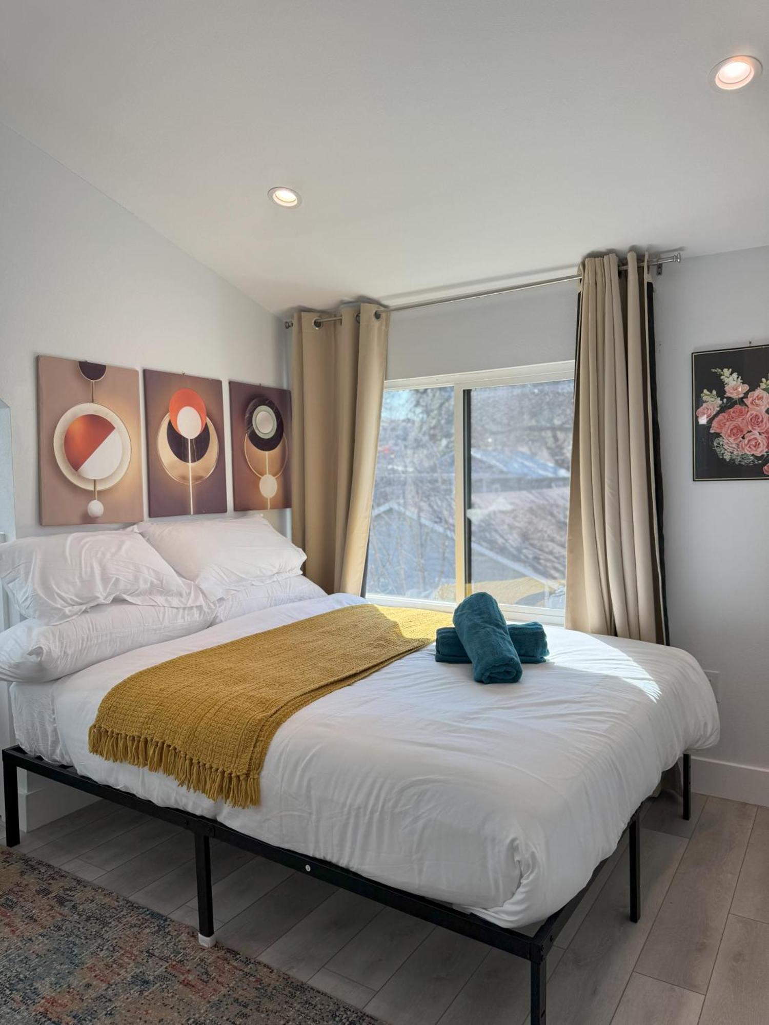 Chic, Cozy & Comfort Modern Room Остин Экстерьер фото